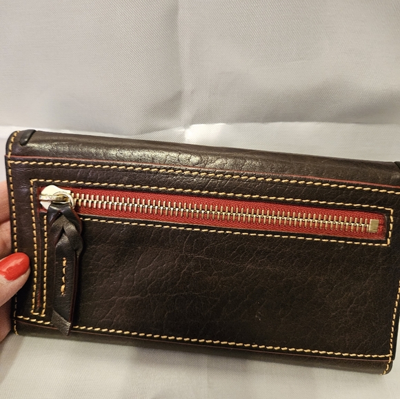 Dooney and Bourke wallet - Picture 3 of 7